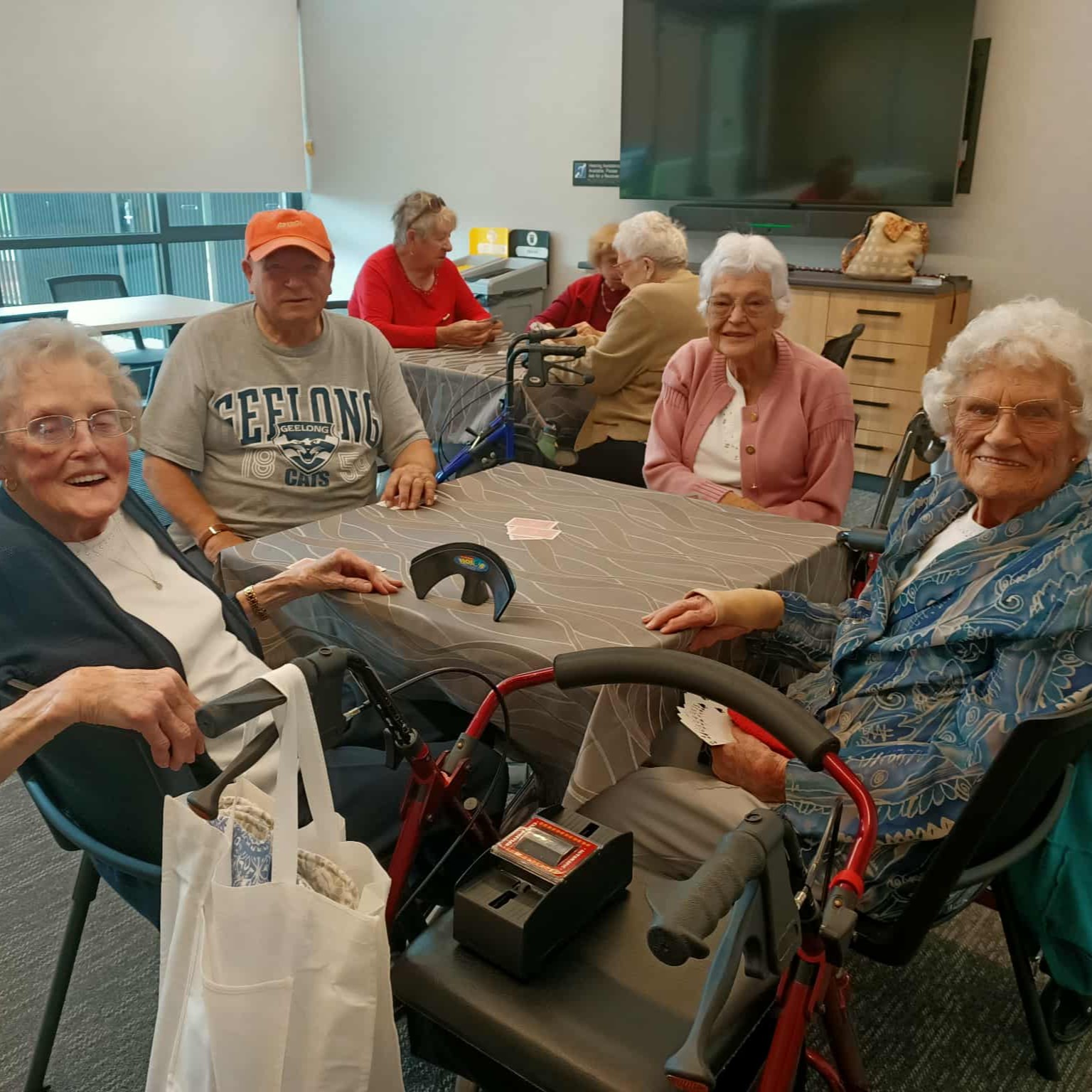 SebasSeniors 2026 (9 Cards Sq)